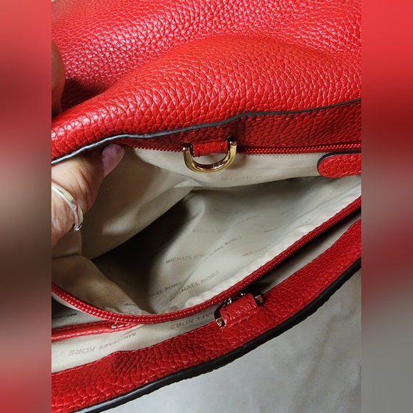 NWOT Michael Kors pebble leather red studded hand or shoulder bag - Picture 11 of 13